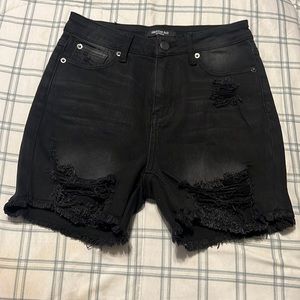 High rise Black shorts